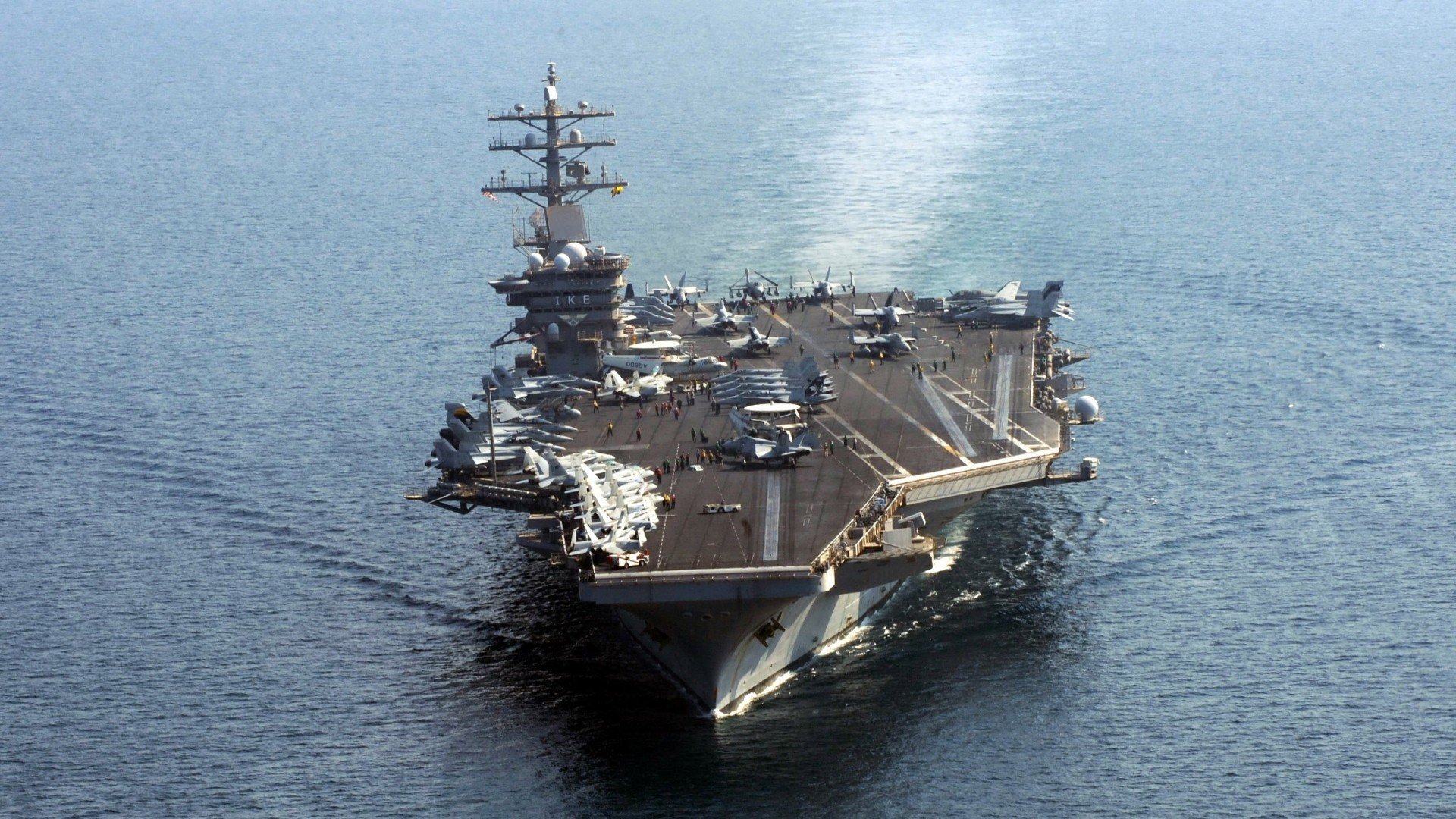 AYX官网-库里：穿越“天花板”的三分炸裂全紀錄！，库里逆天三分集锦