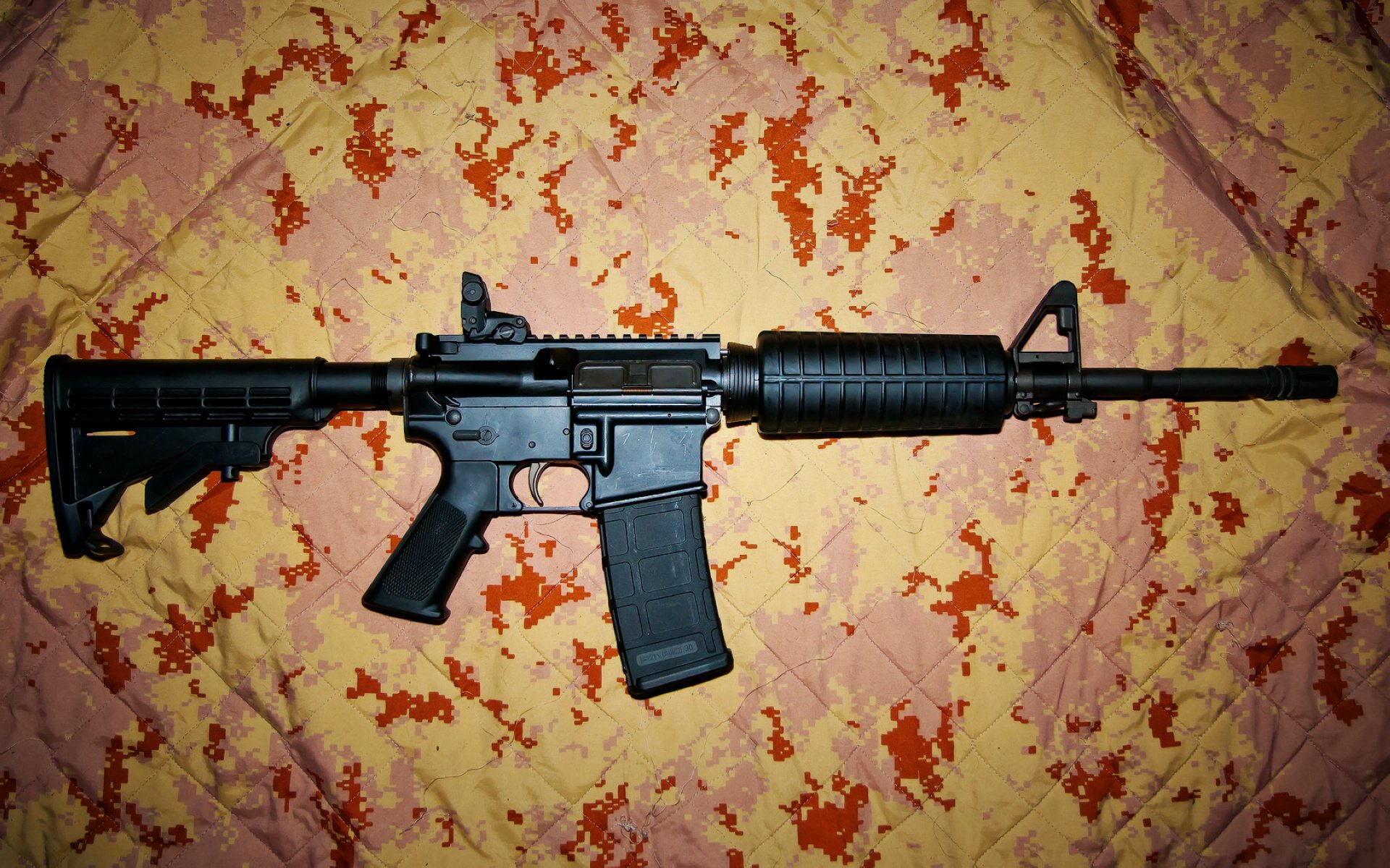 卢卡斯·梅尔滕斯强势出击800自决赛,卢卡斯 恩梅查