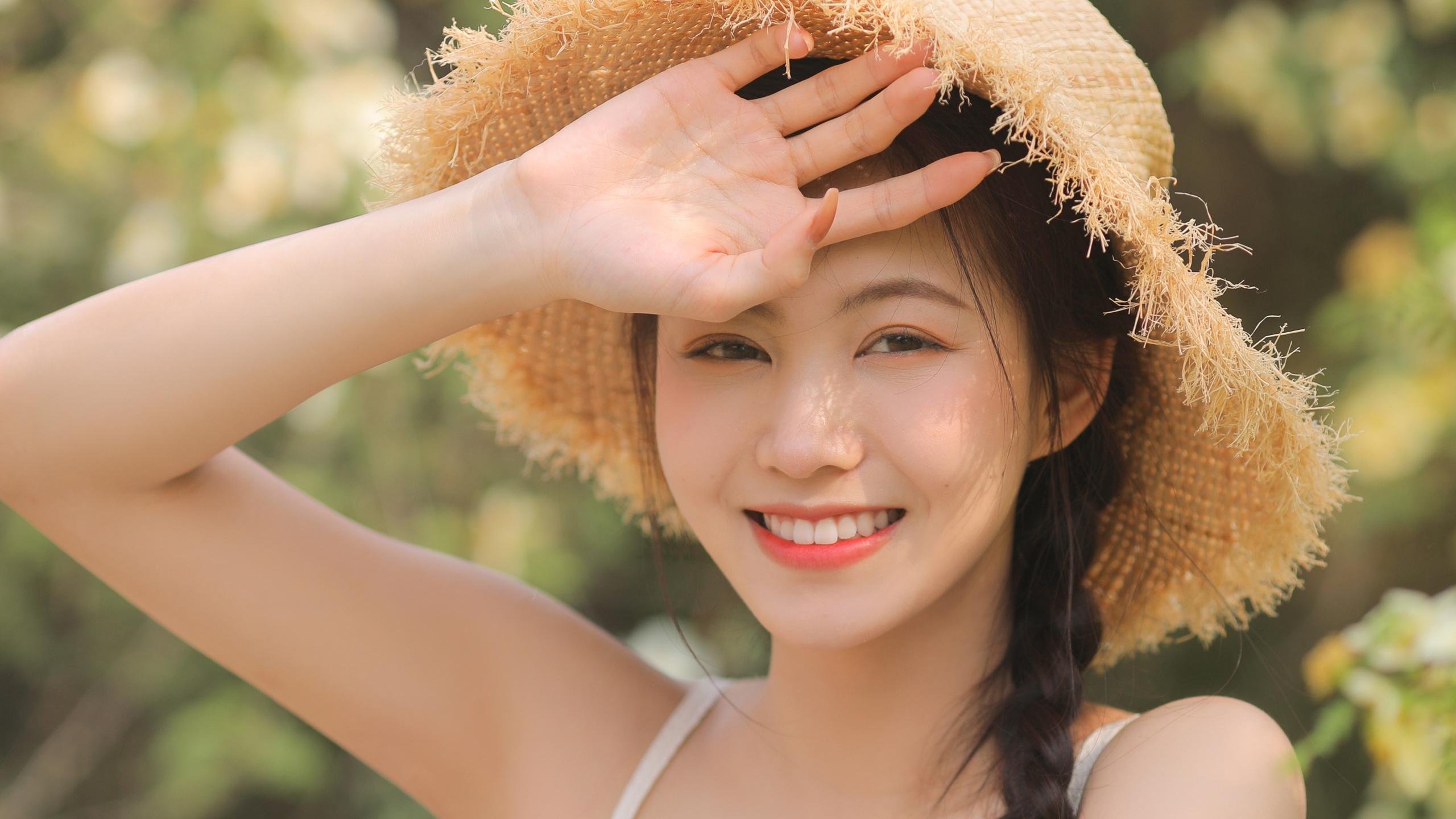 爱游戏下载-西甲俱乐部巅峰对决：攻势变幻令人惊叹，西甲争冠分析